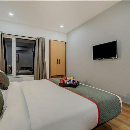 Hotel Town Plaza Πούνε Εξωτερικό φωτογραφία